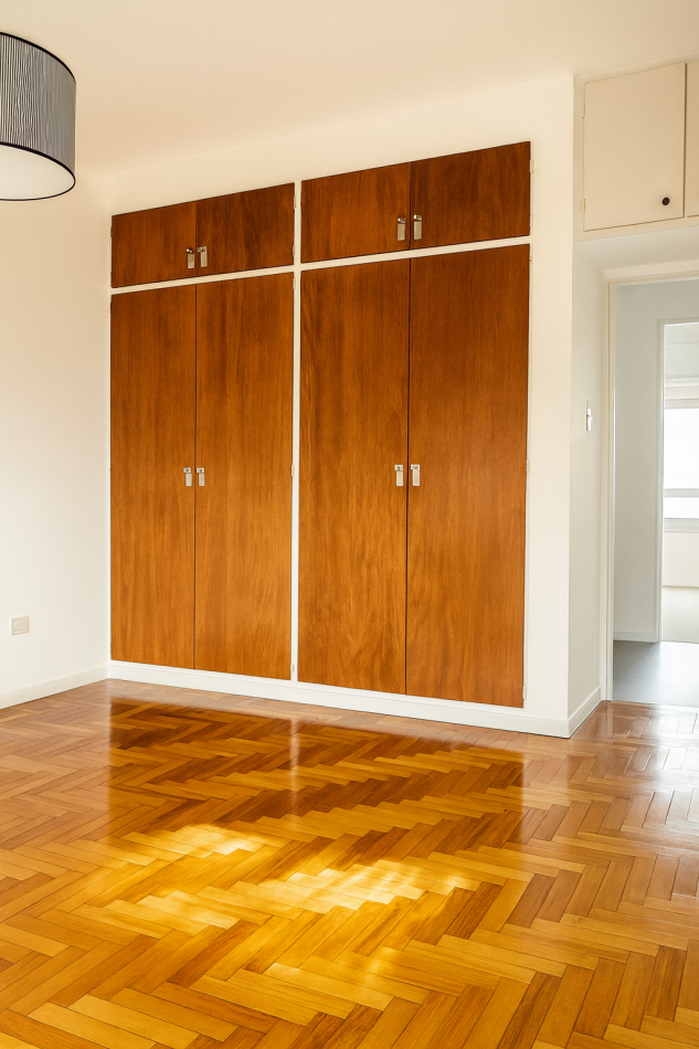 Casa 6 Ambientes C/Fondo y Pileta En Castelar Norte Apto Credito