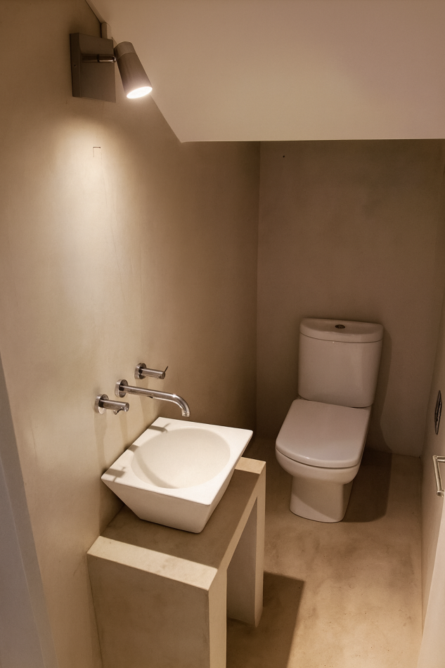 Casa 6 Ambientes C/Fondo y Pileta En Castelar Norte Apto Credito