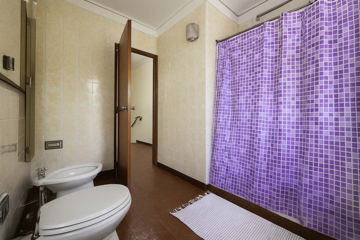 Chalet 6 Ambientes C/Fondo y Pileta En Castelar Norte