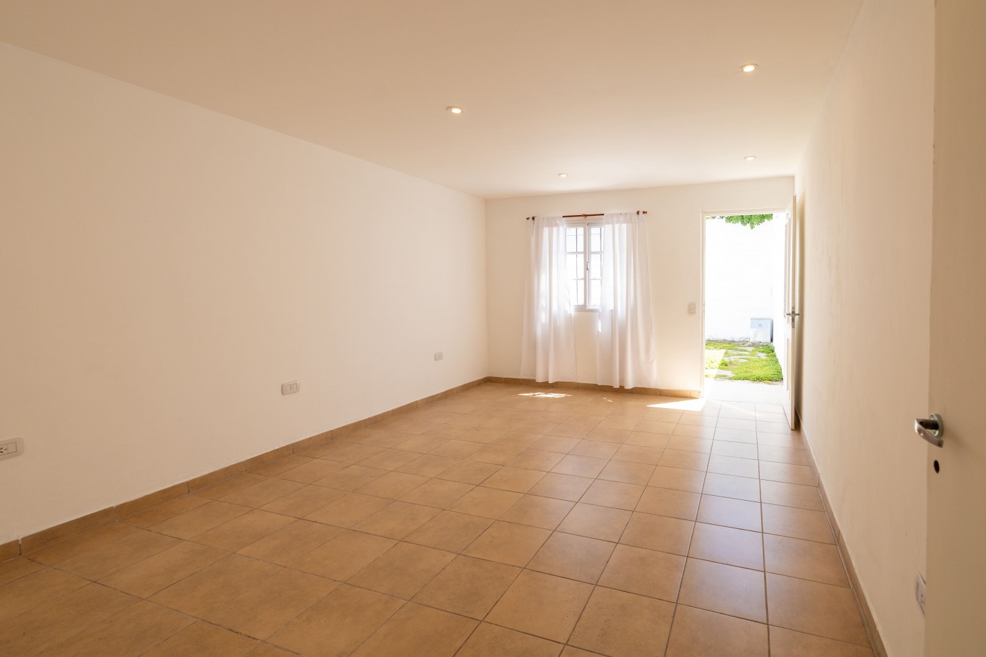 Duplex 3 Amb C/Cochera en Ituzaingo Sur