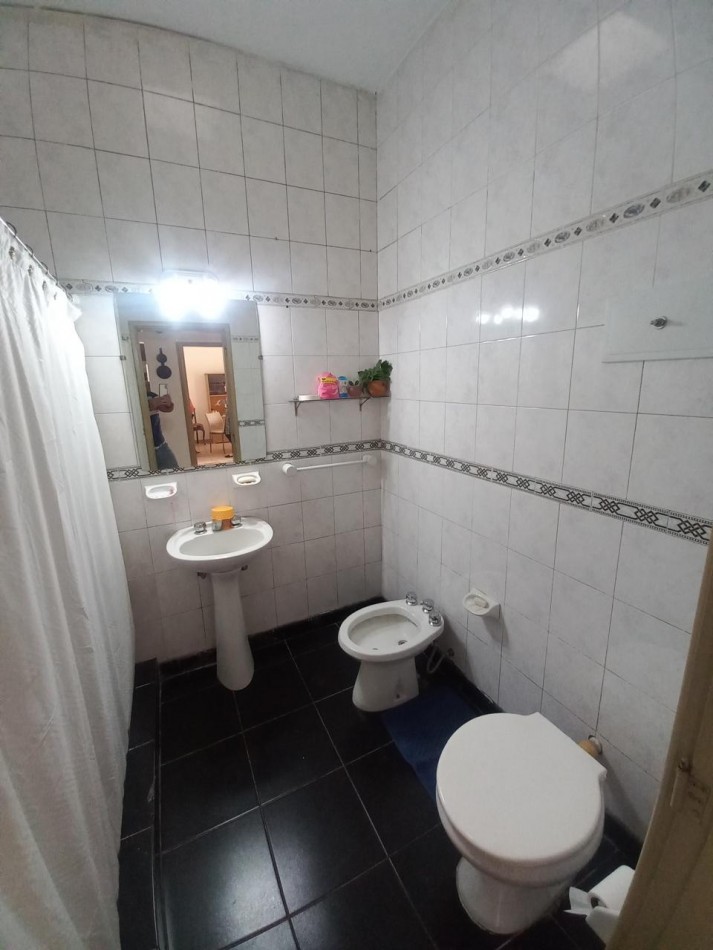 Alquiler Amplio PH 3 Amb C/Patio En Moron