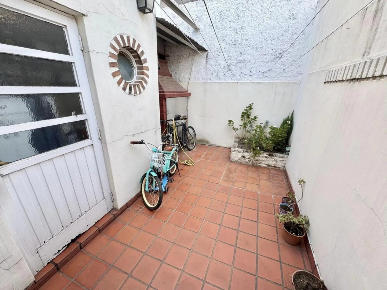Duplex 3 Amb C/Patio En Castelar Norte Zona Residencial Apto Credito