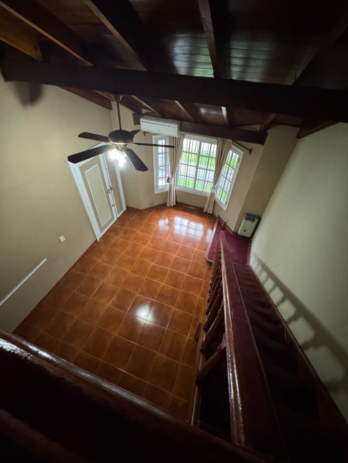 Chalet 5 Amb C/Cochera Y Fondo Libre En Ituzaingo Norte