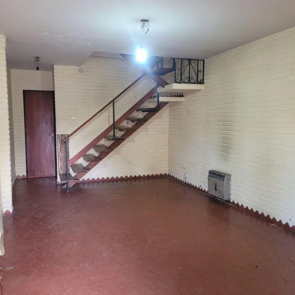 Duplex 3 Ambientes En Castelar Norte Apto Credito