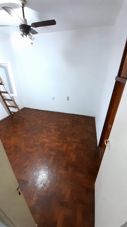 Casa Americana 3 Amb C/Cochera en Moron Sur Apto Credito Hipotecario