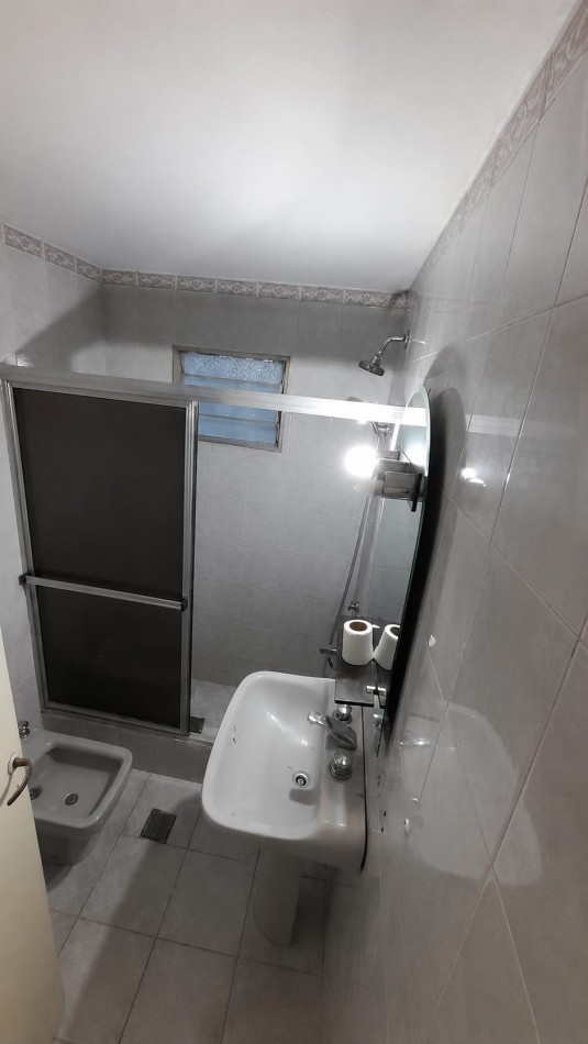 Casa Americana 3 Amb C/Cochera en Moron Sur Apto Credito Hipotecario