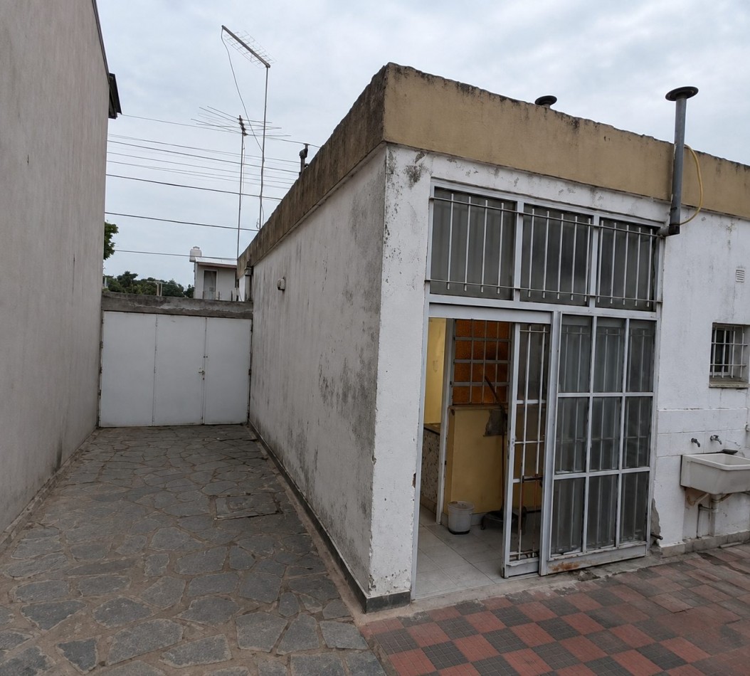 Casa Americana 3 Amb C/Cochera en Moron Sur Apto Credito Hipotecario