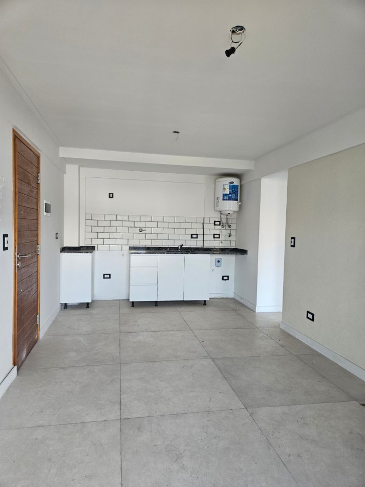 Departamento 2 ambientes a estrenar con balcon en Moron Sur