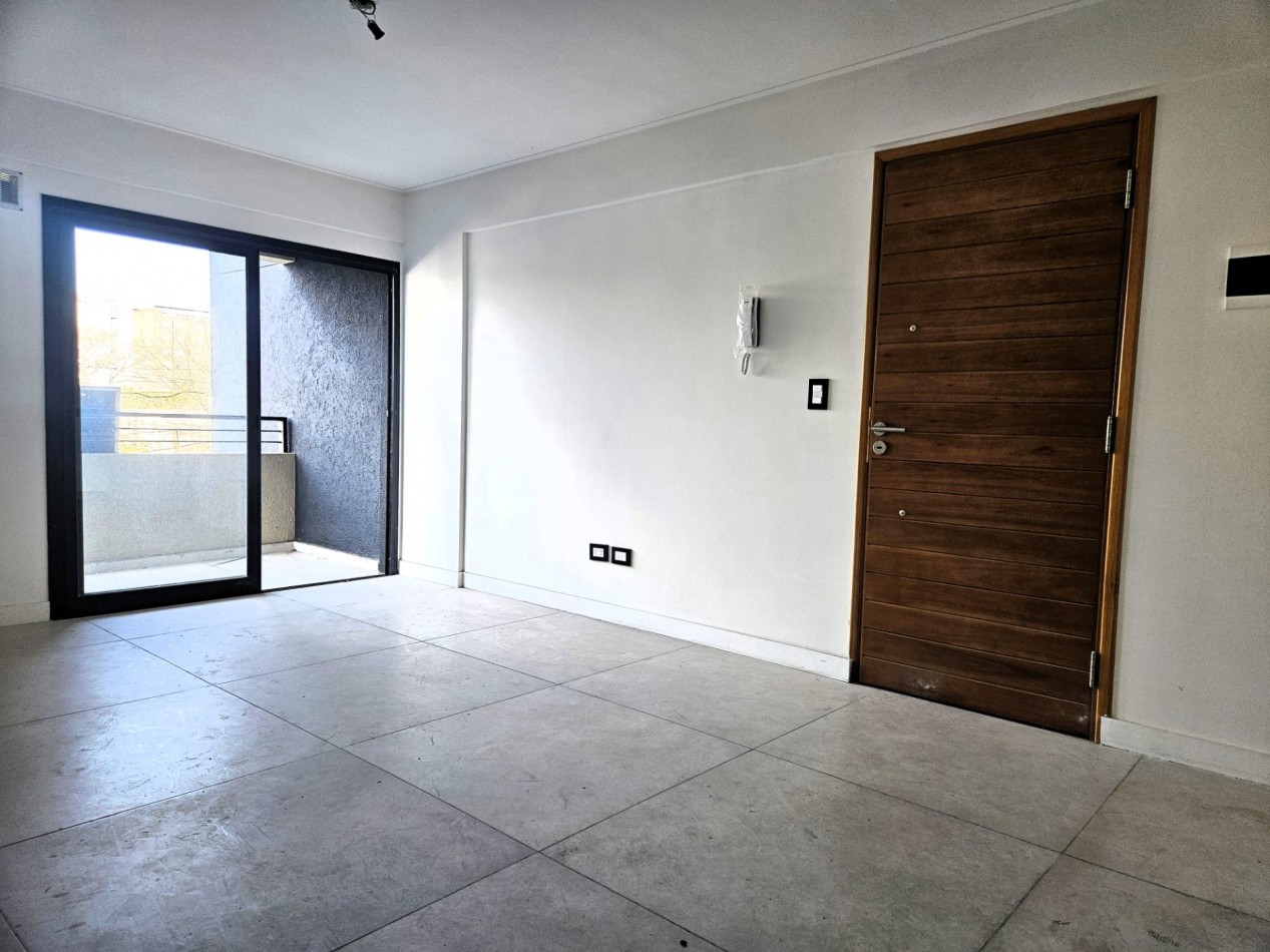 Departamento 2 ambientes a estrenar con balcon en Moron Sur