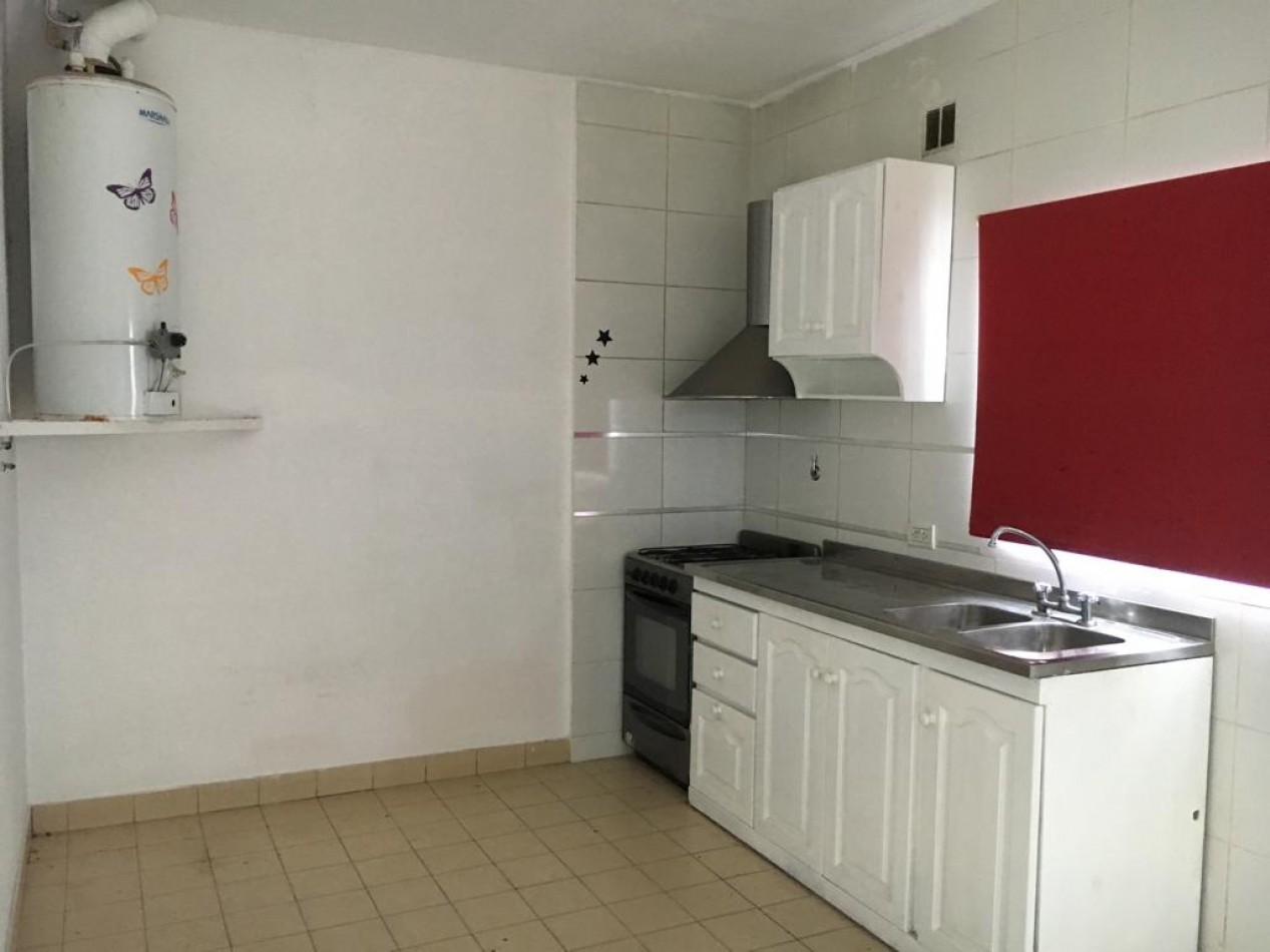 Alquiler Duplex 4 Ambientes Con Cochera En Castelar Norte