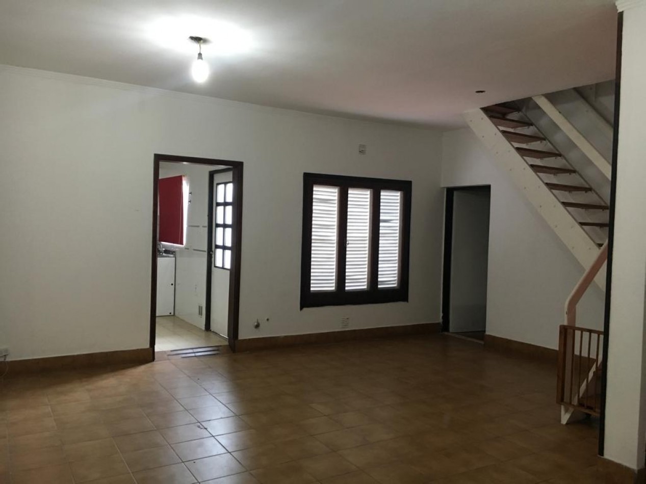 Alquiler Duplex 4 Ambientes Con Cochera En Castelar Norte