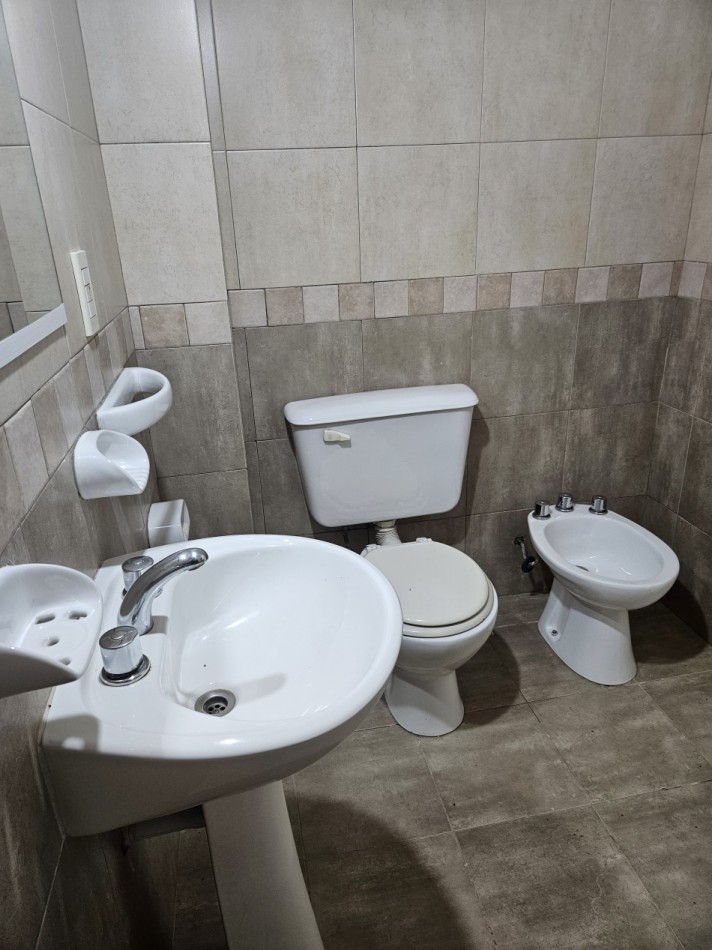 Alquiler Monoambiente Divisible Apto Profesional en Moron Centro