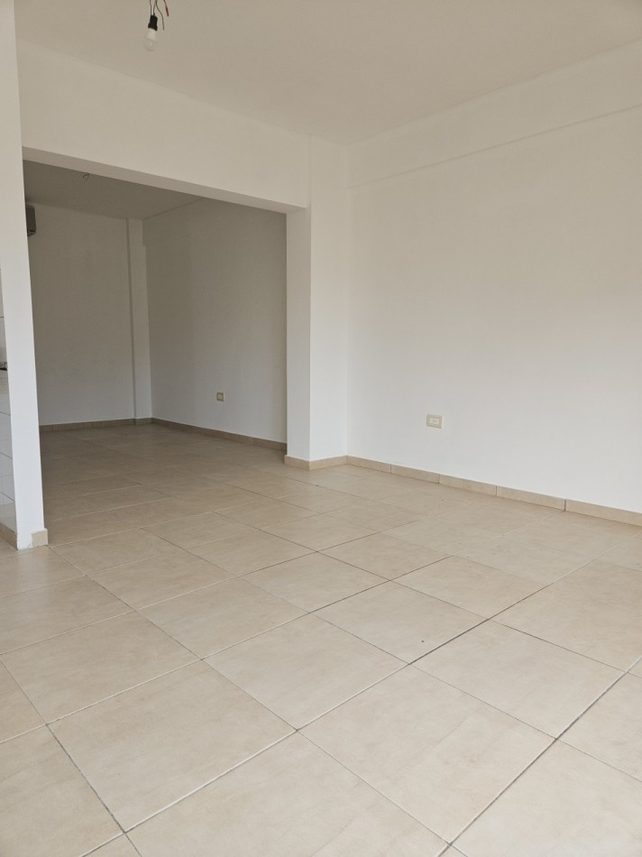 Alquiler Monoambiente Divisible Apto Profesional en Moron Centro