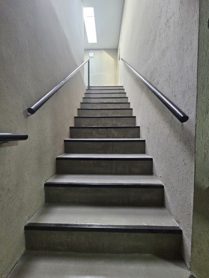 Alquiler Monoambiente Amplio Sin Expensas En Moron