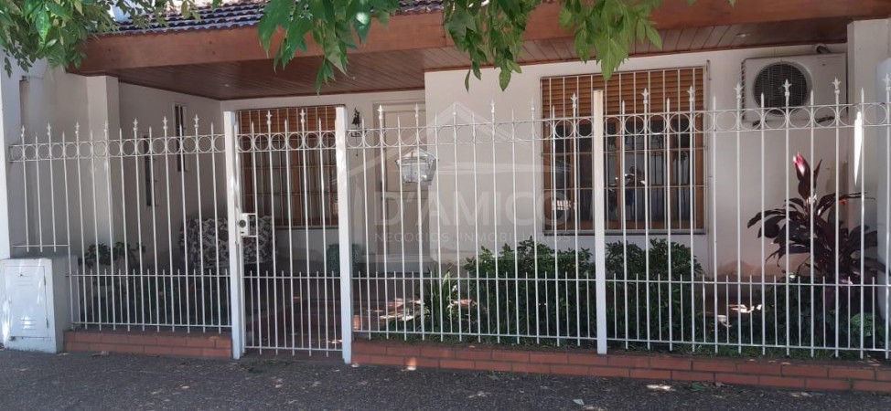 Foto Casa en Venta en Moron, Buenos Aires - U$D 190.000 - pix48144757 - BienesOnLine