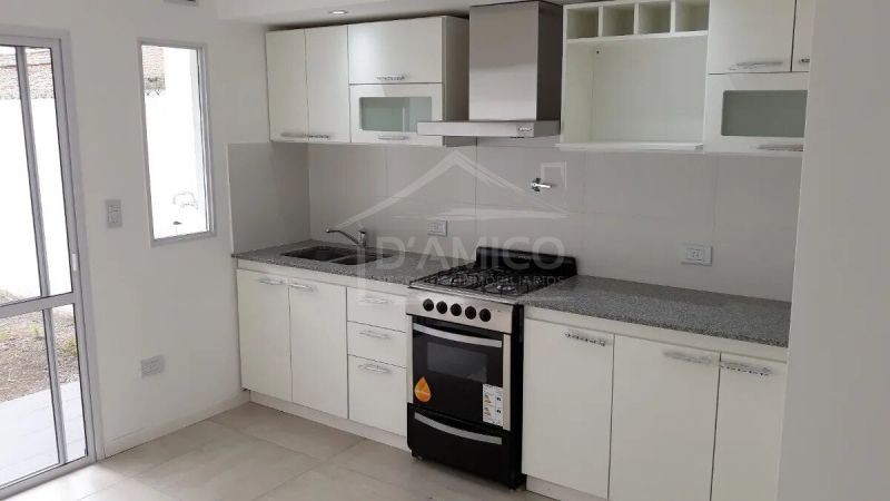 Venta de Dúplex 4 AMBIENTES a Estrenar en Ituzaingó