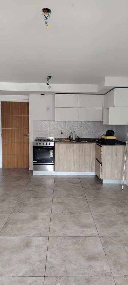 Alquiler De Departamento 2 Ambientes En Moron Sur