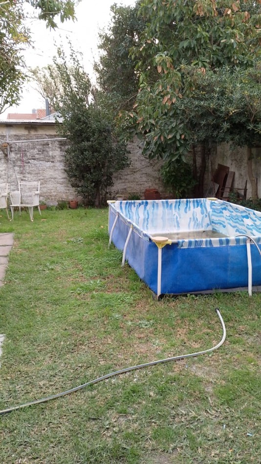 Alquiler Casa 3 Amb C/Cochera en Castelar Sur