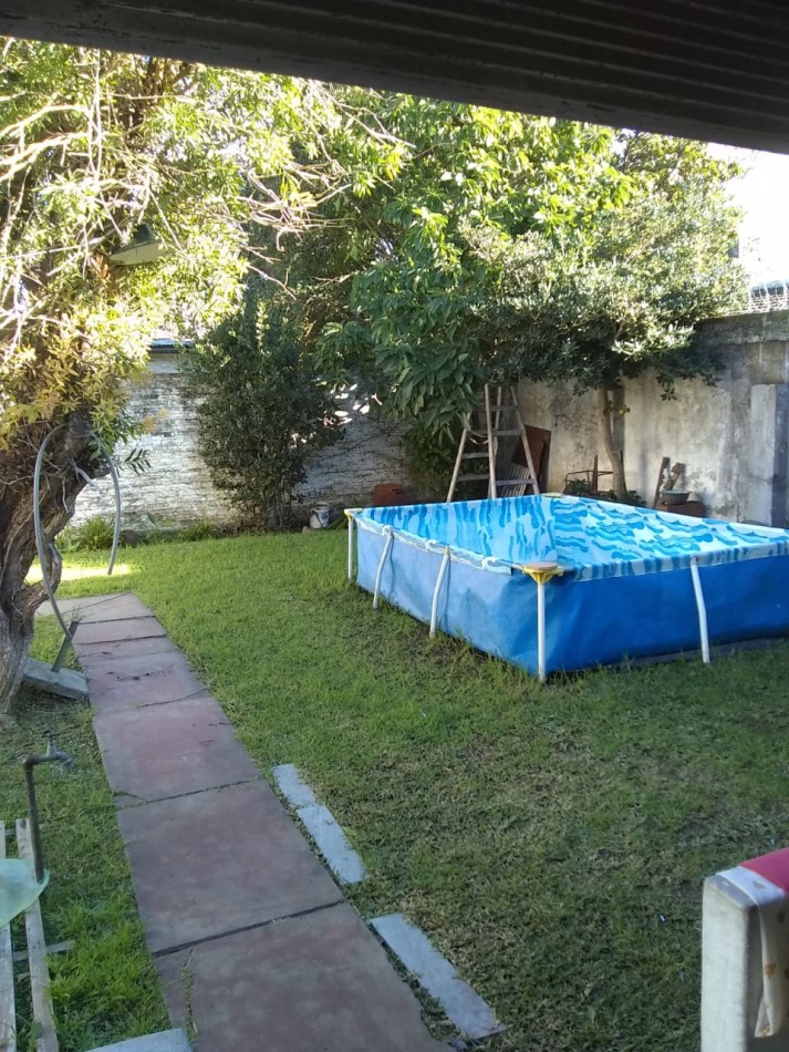 Alquiler Casa 3 Amb C/Cochera en Castelar Sur