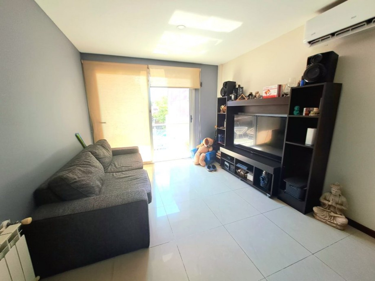 Depto 2 Amb C/Terraza Privada En El Centro de Castelar Norte