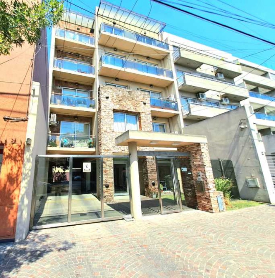 Depto 2 Amb C/Terraza Privada En El Centro de Castelar Norte