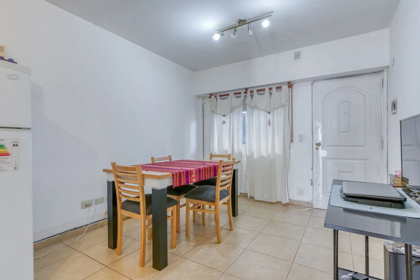 Oportunidad Depto 2 Ambientes C/Balcon Bajas Expensas en Moron 