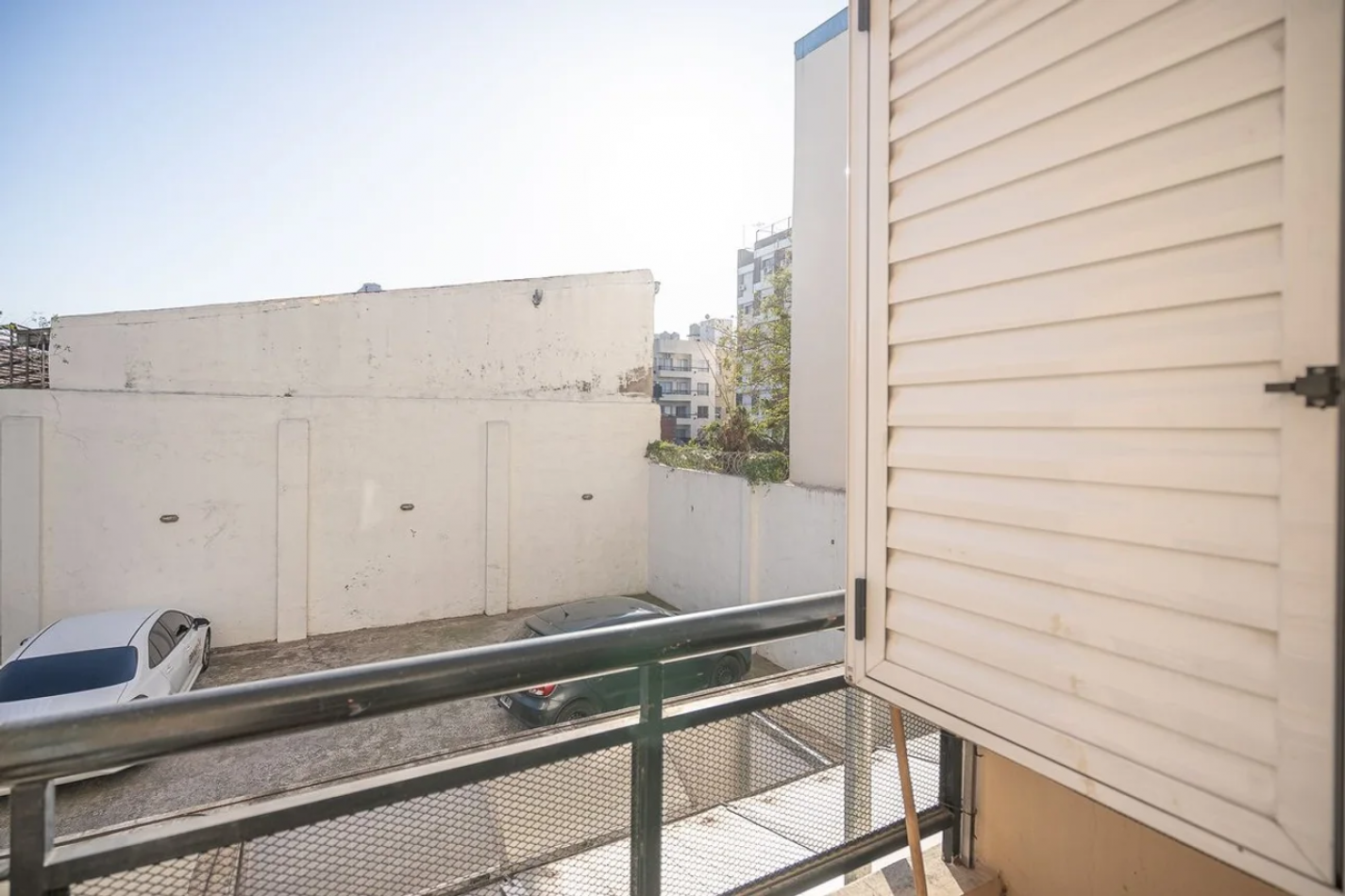 Oportunidad Depto 2 Ambientes C/Balcon Bajas Expensas en Moron 