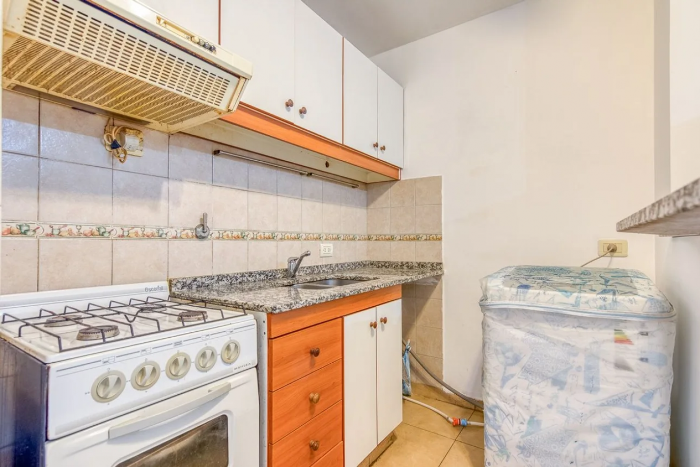 Oportunidad Depto 2 Ambientes C/Balcon Bajas Expensas en Moron 