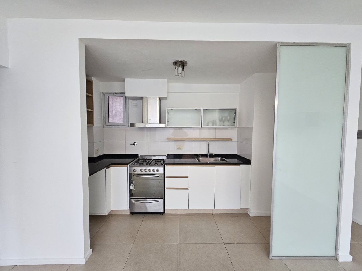 Depto 2 Amb C/Cochera En Castelar Norte Centro Apto Credito