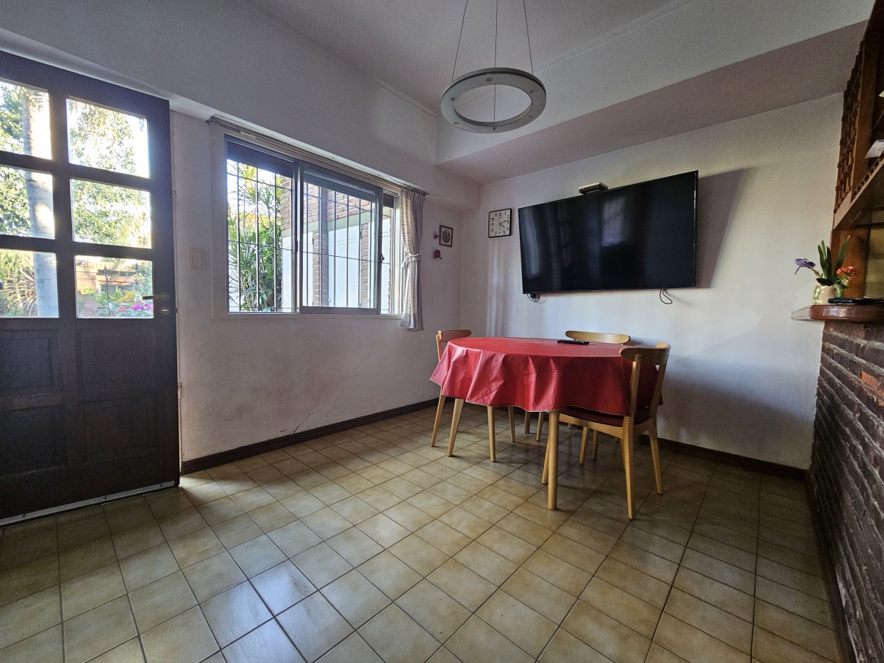 Chalet 4 Amb en Zona Residencial Castelar Norte Apto Credito