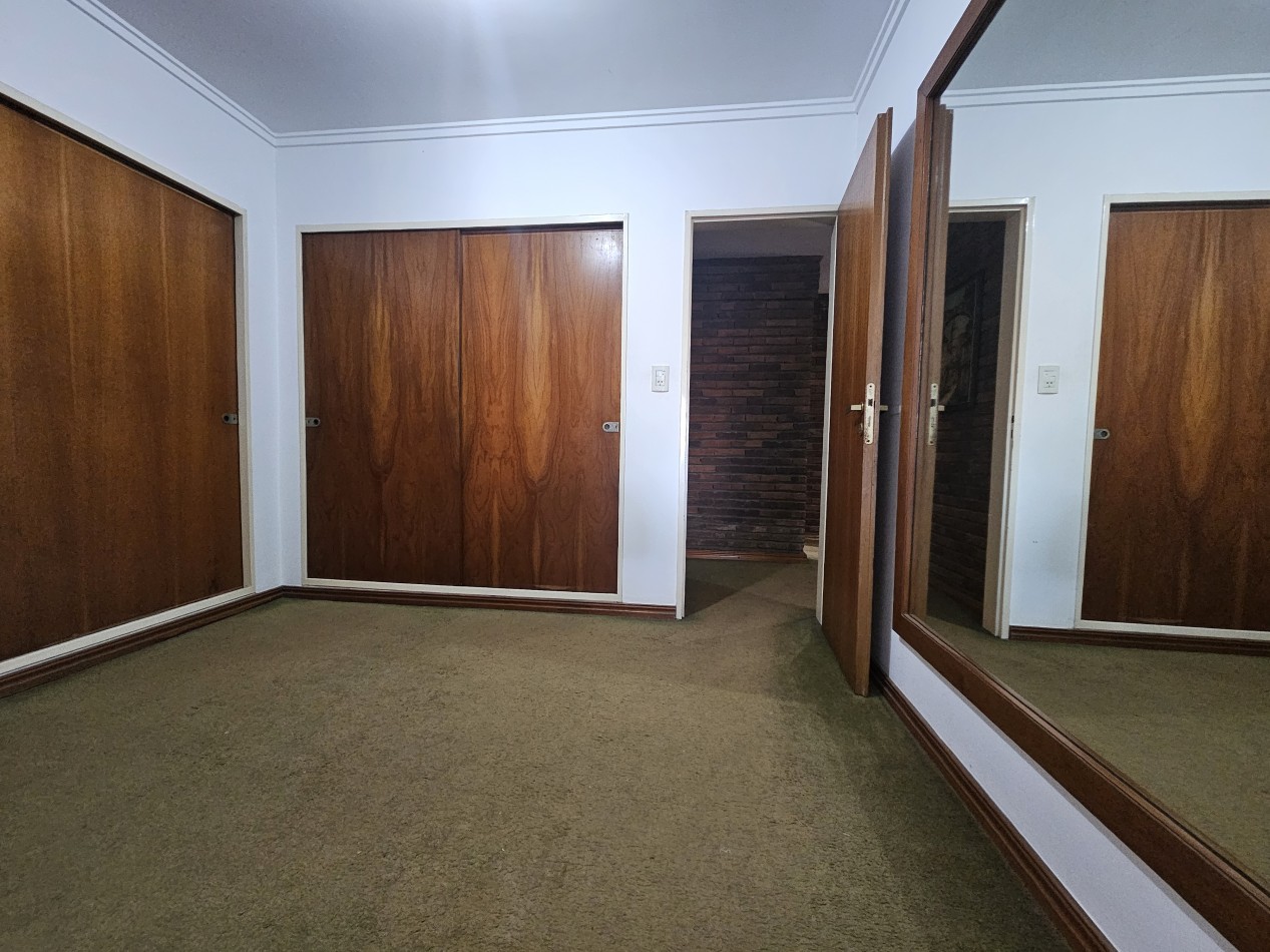 Chalet 4 Amb en Zona Residencial Castelar Norte Apto Credito