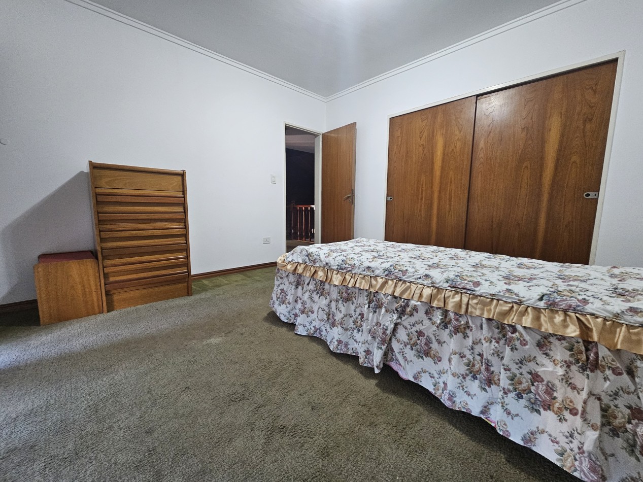 Chalet 4 Amb en Zona Residencial Castelar Norte Apto Credito