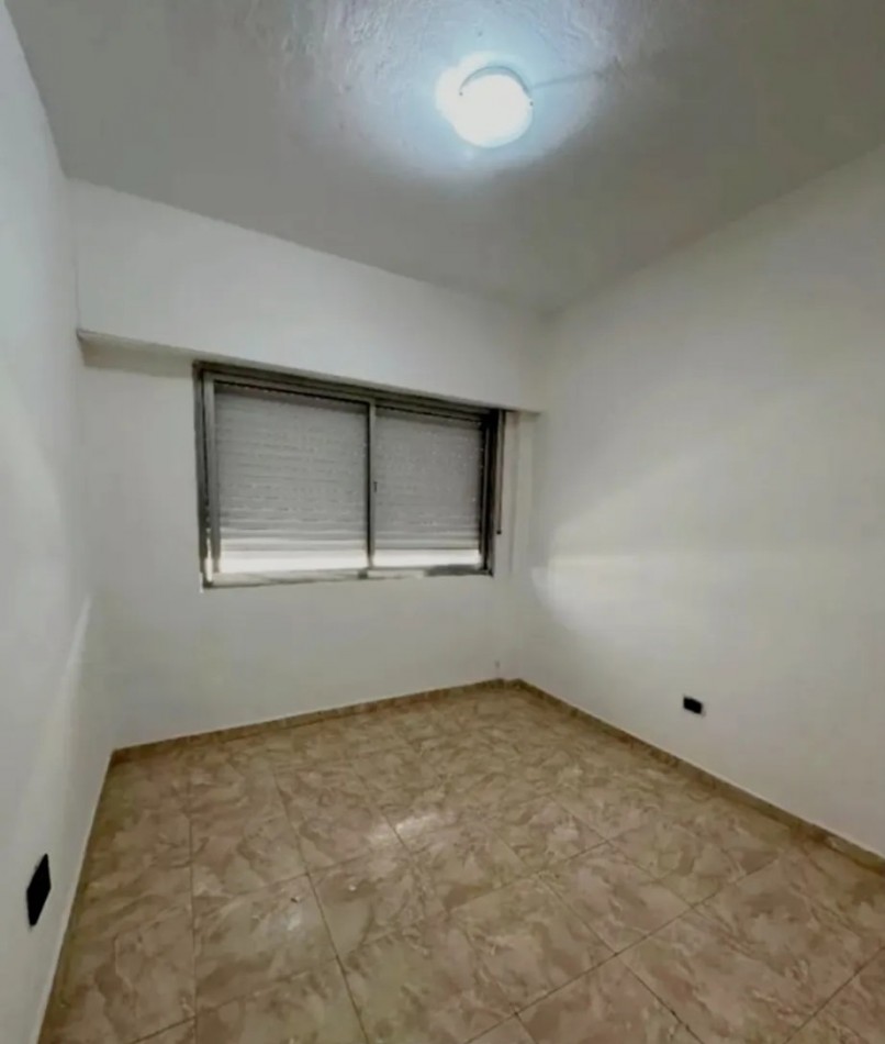 Duplex 3 Amb Al Frente C/Cochera en Castelar Sur Apto Credito