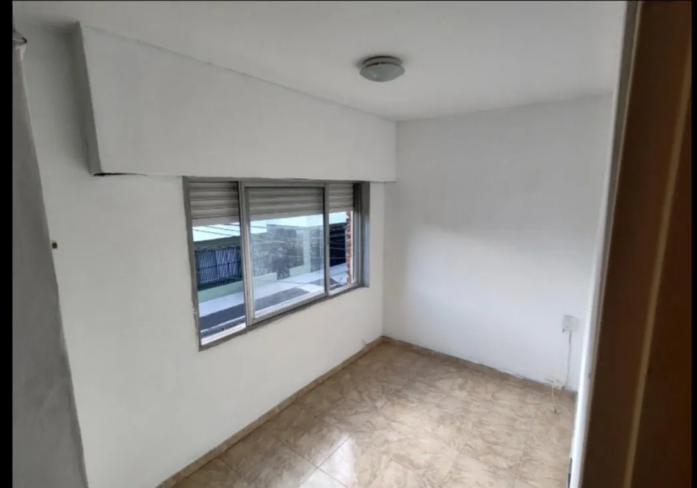 Duplex 3 Amb Al Frente C/Cochera en Castelar Sur Apto Credito