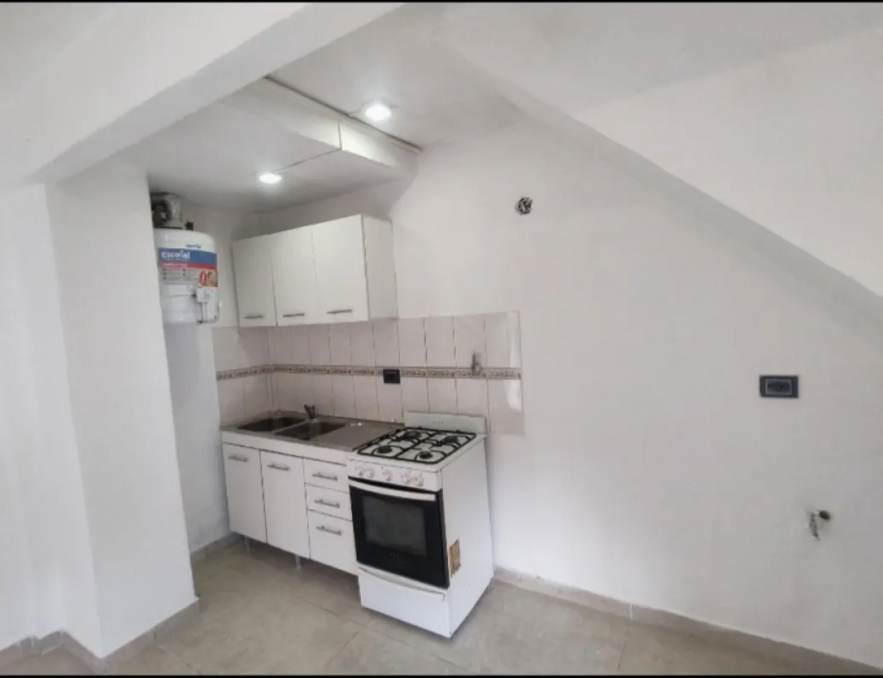 Duplex 3 Amb Al Frente C/Cochera en Castelar Sur Apto Credito