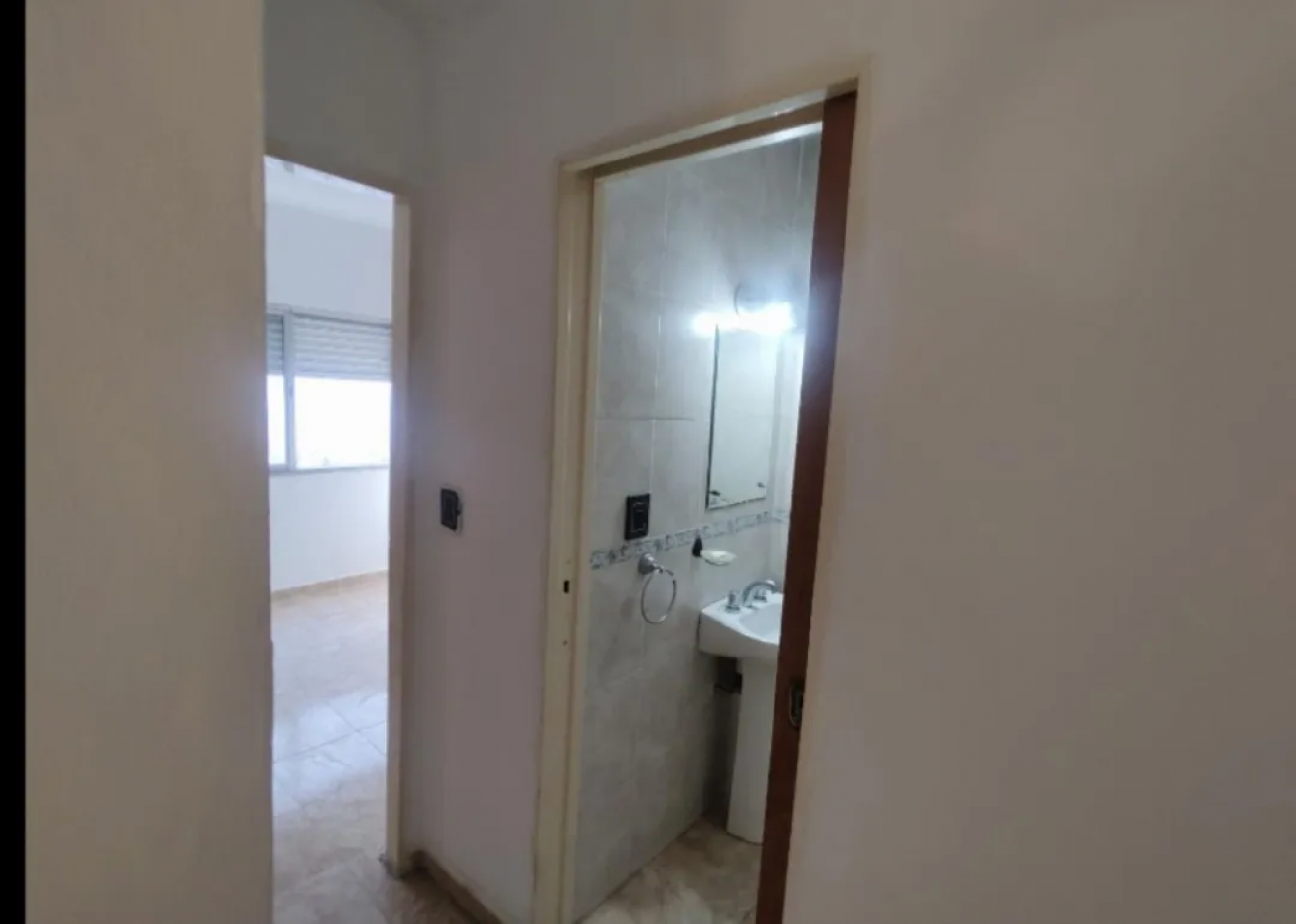 Duplex 3 Amb Al Frente C/Cochera en Castelar Sur Apto Credito