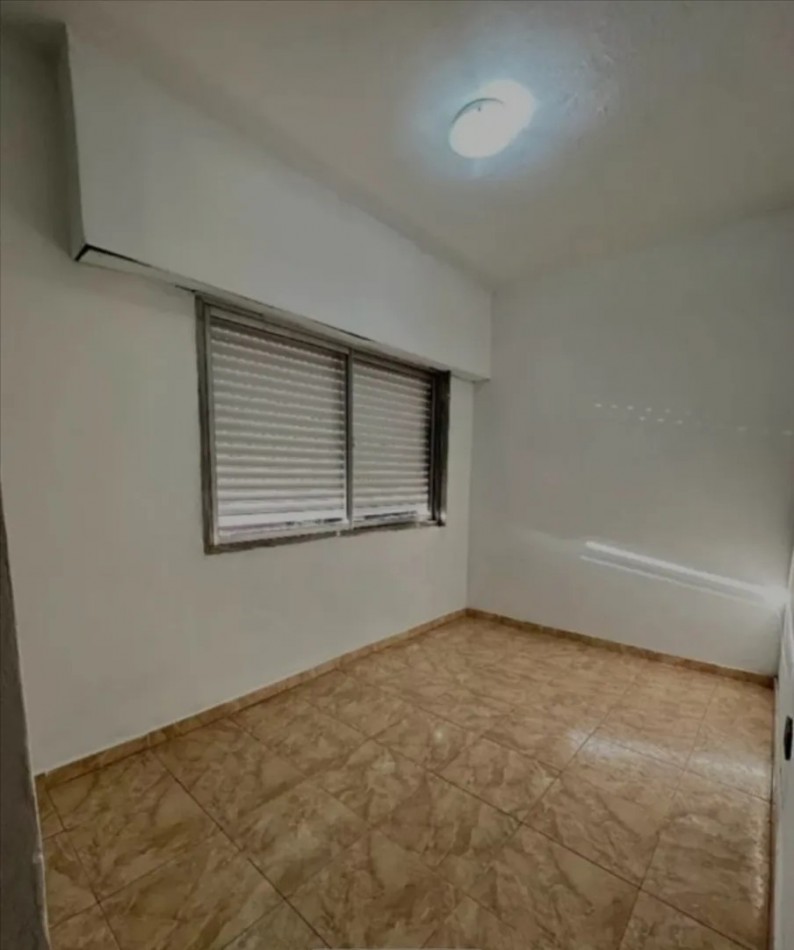 Duplex 3 Amb Al Frente C/Cochera en Castelar Sur Apto Credito