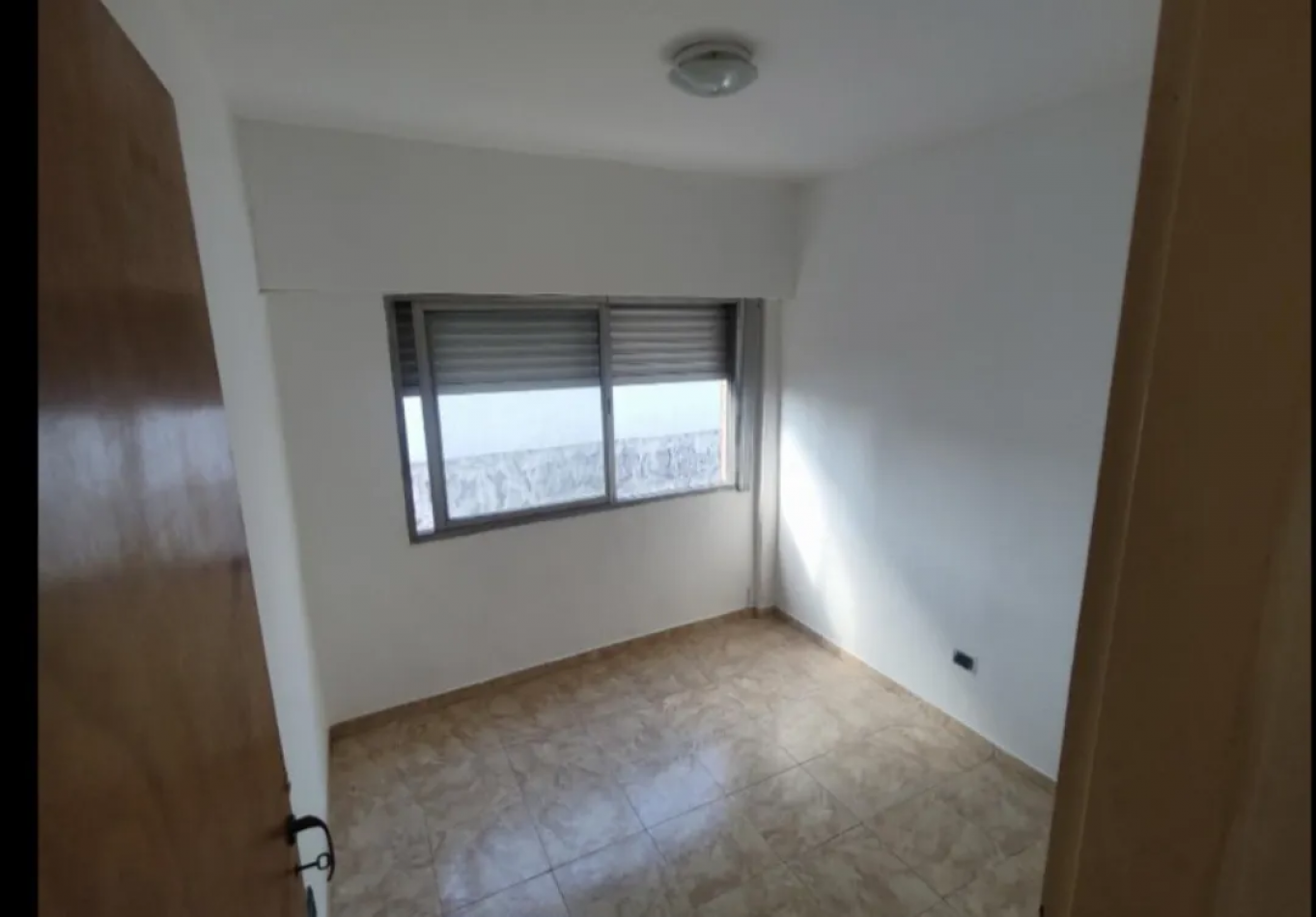 Duplex 3 Amb Al Frente C/Cochera en Castelar Sur Apto Credito