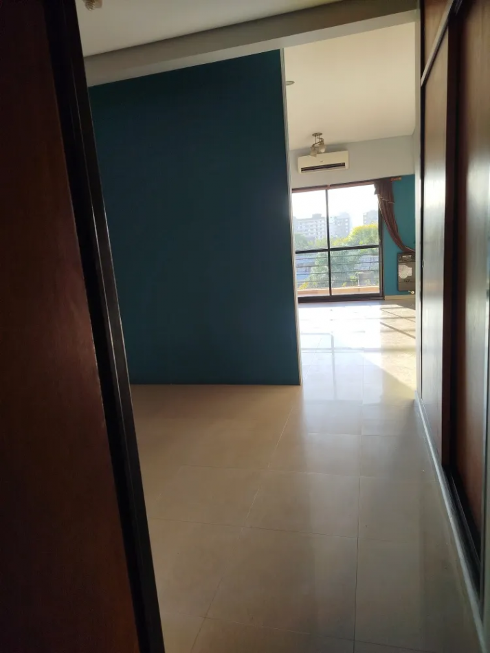 Amplio Monoambiente Divisible C/Balcon En Moron Apto Credito