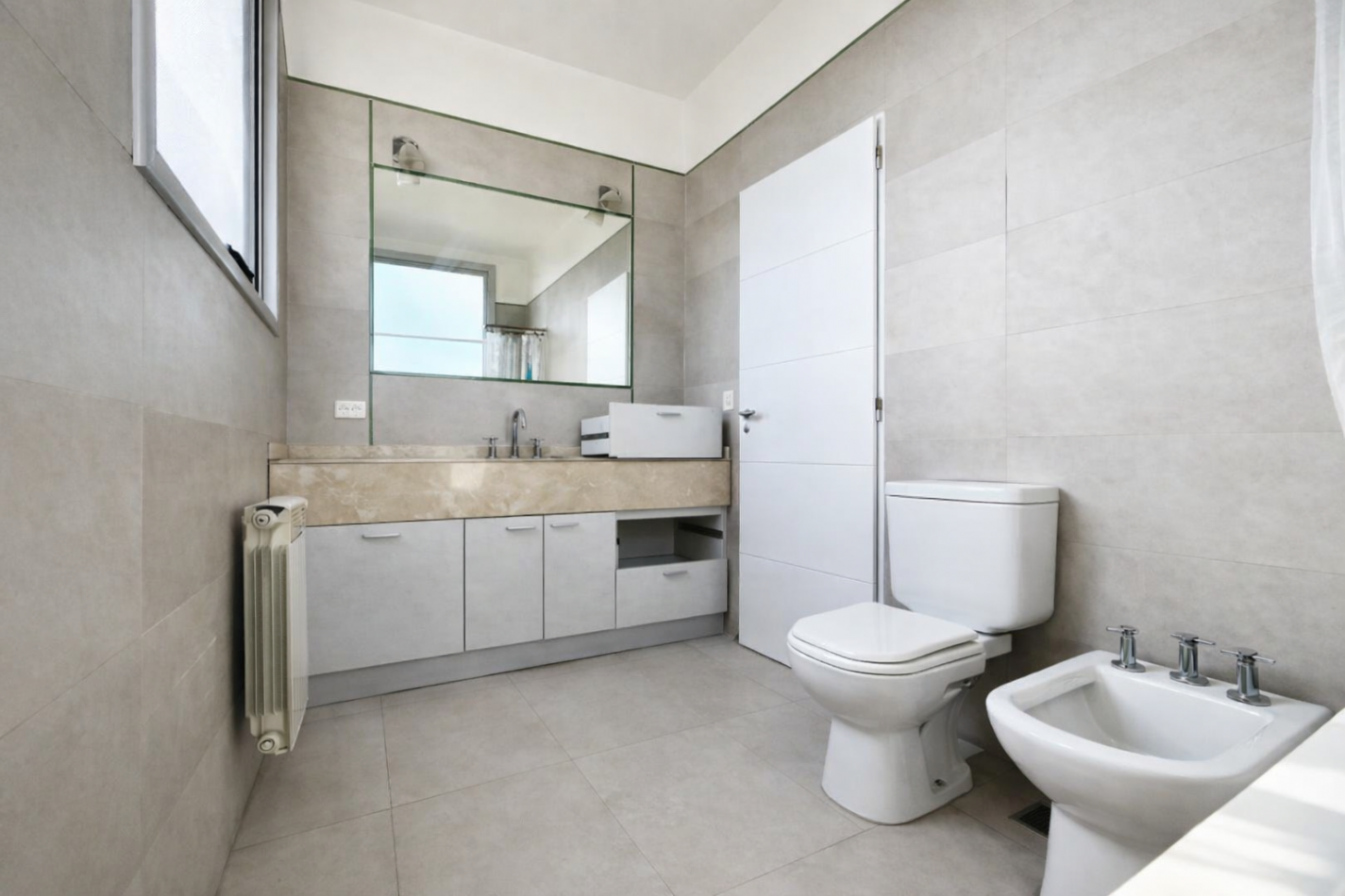 Casa 5 Ambientes C/Piscina en Altos Del Sol Ituzaingo