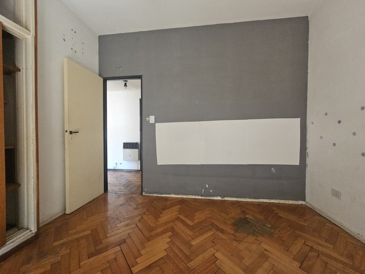 Depto 4 Ambientes Luminoso A Refaccionar en Moron Centro Apto Credito Hipotecario