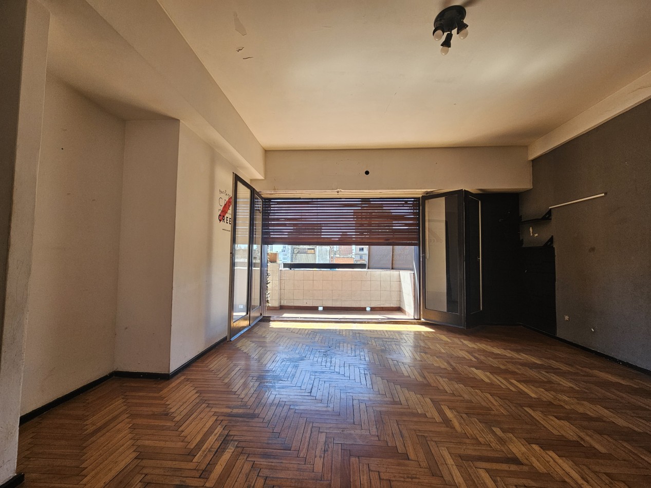 Depto 4 Ambientes Luminoso A Refaccionar en Moron Centro Apto Credito Hipotecario
