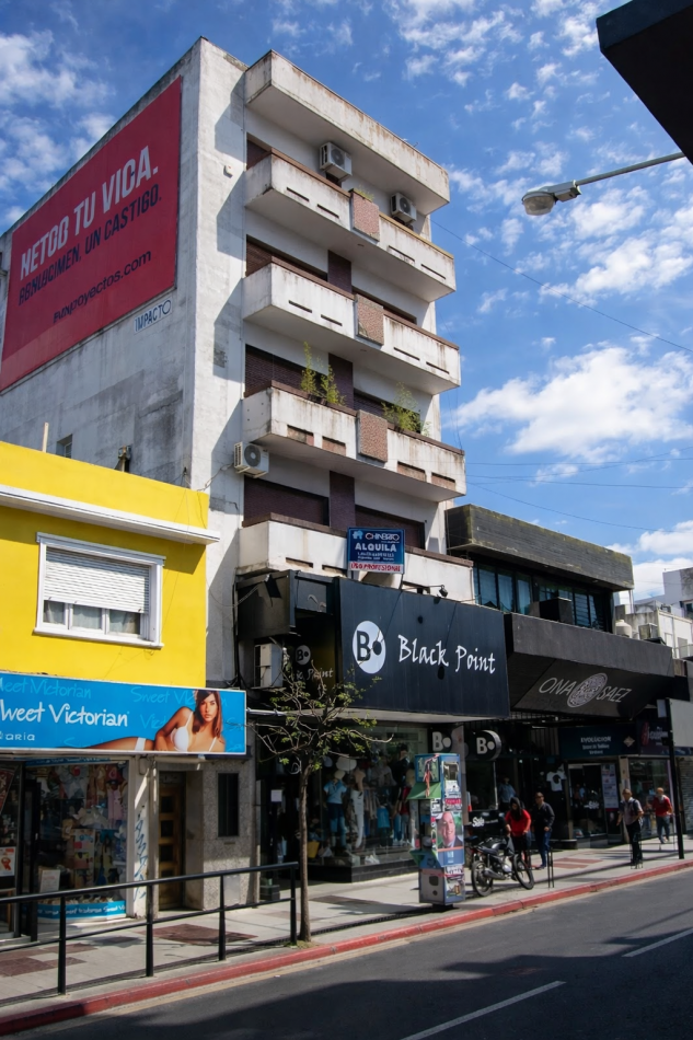 Depto 4 Ambientes Luminoso A Refaccionar en Moron Centro Apto Credito Hipotecario