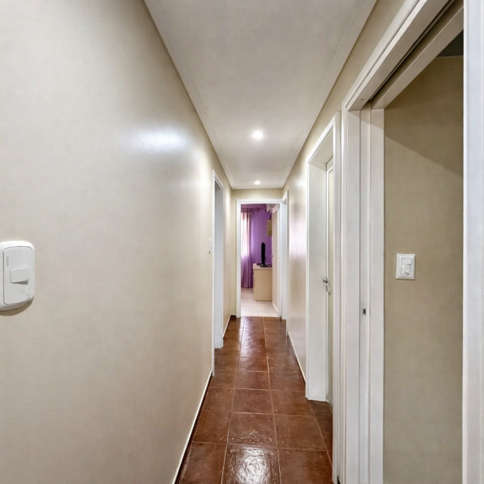 Chalet 5 Amb C/Cochera Y Fondo Libre En Ituzaingo Norte Apto Credito