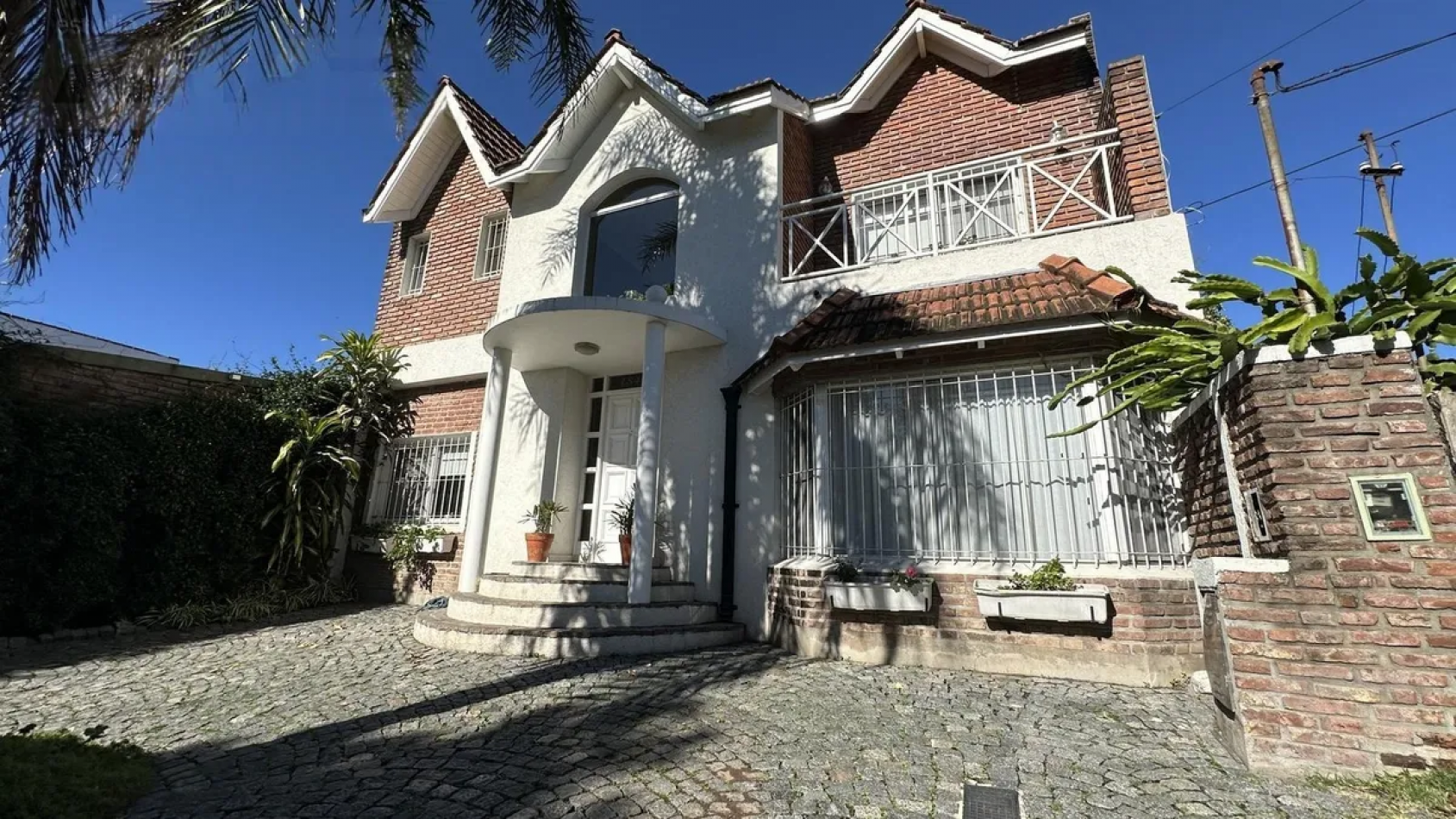 Chalet 5 Amb C/Parque Pileta En Castelar Sur Apto Credito