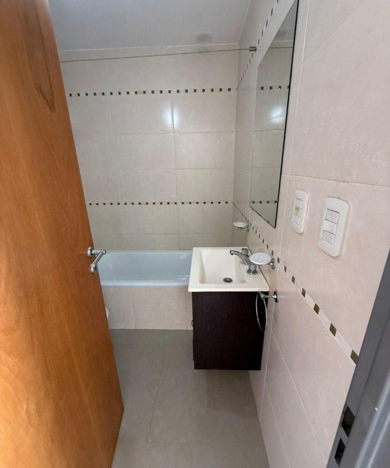 Alquiler Depto 1 Ambiente y medio En Moron