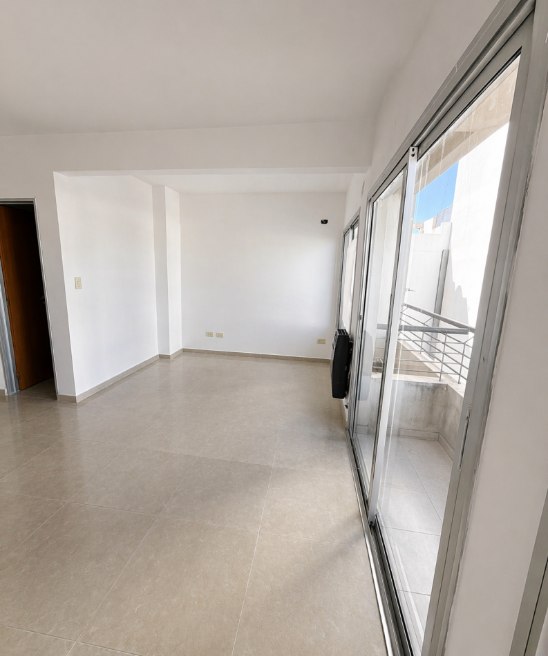 Alquiler Depto 1 Ambiente y medio En Moron