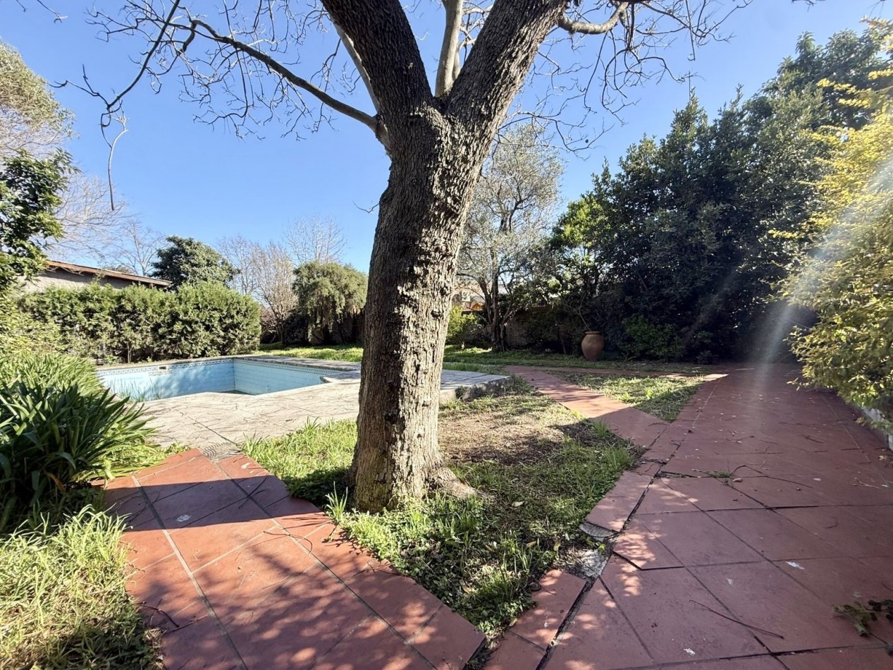 Casa 5 amb C/Parque y Pileta en Castelar Norte 