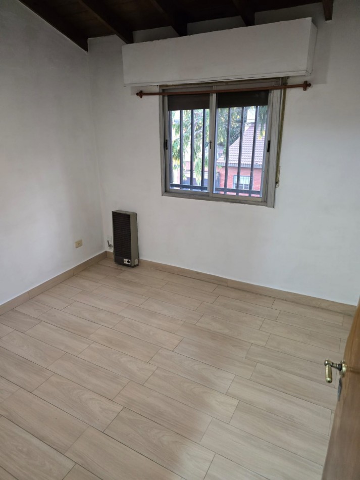 Duplex 3 Ambientes En Castelar Norte Apto Credito