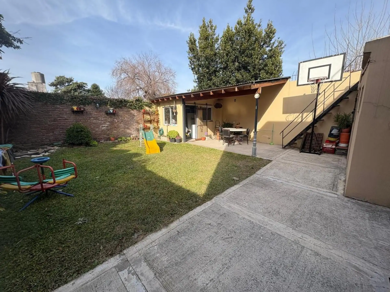 Chalet 4 Ambientes en Castelar Sur
